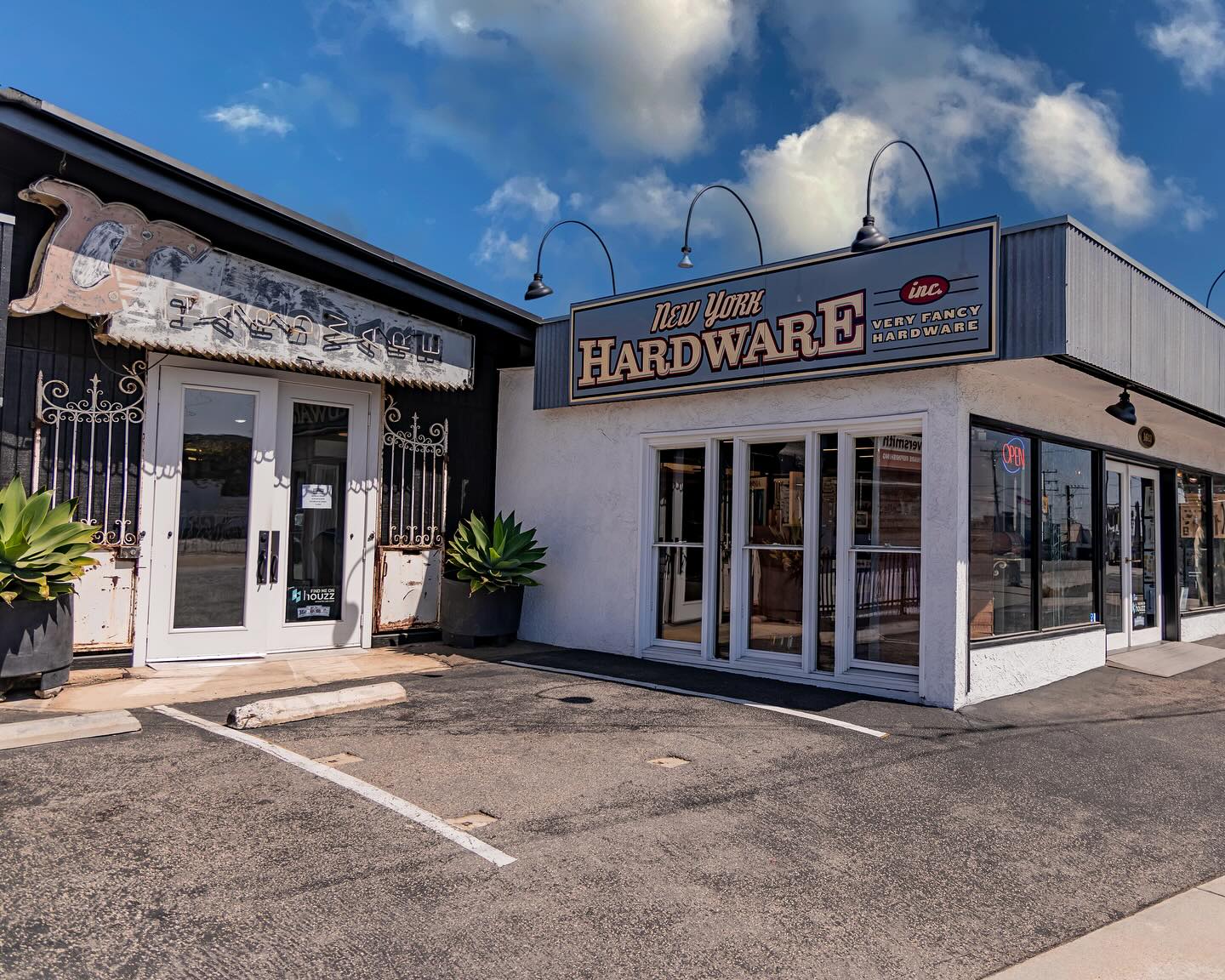 New York Hardware, Inc logo