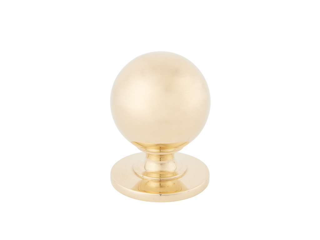 Cotswold Ball Cabinet Knob by Armac Martin - 32mm - Polished Brass Unlacquered