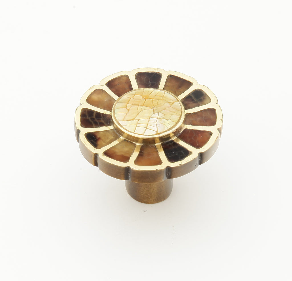 Heirloom Treasures Sunflower Round Knob by Schaub - Estate Dover - New York Hardware