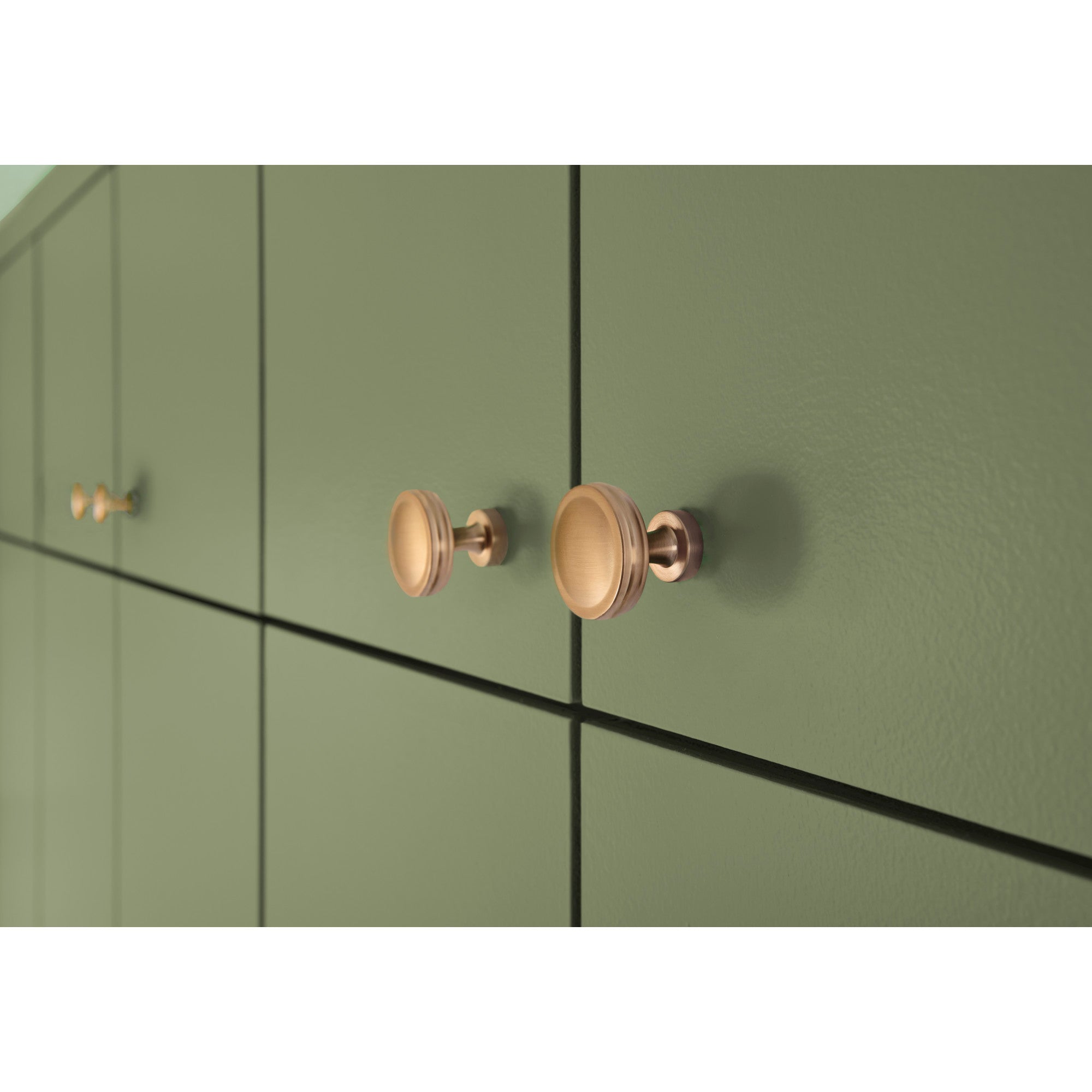 Jeffrey Alexander Jules Cabinet Knob Satin Bronze / 1-3/8"