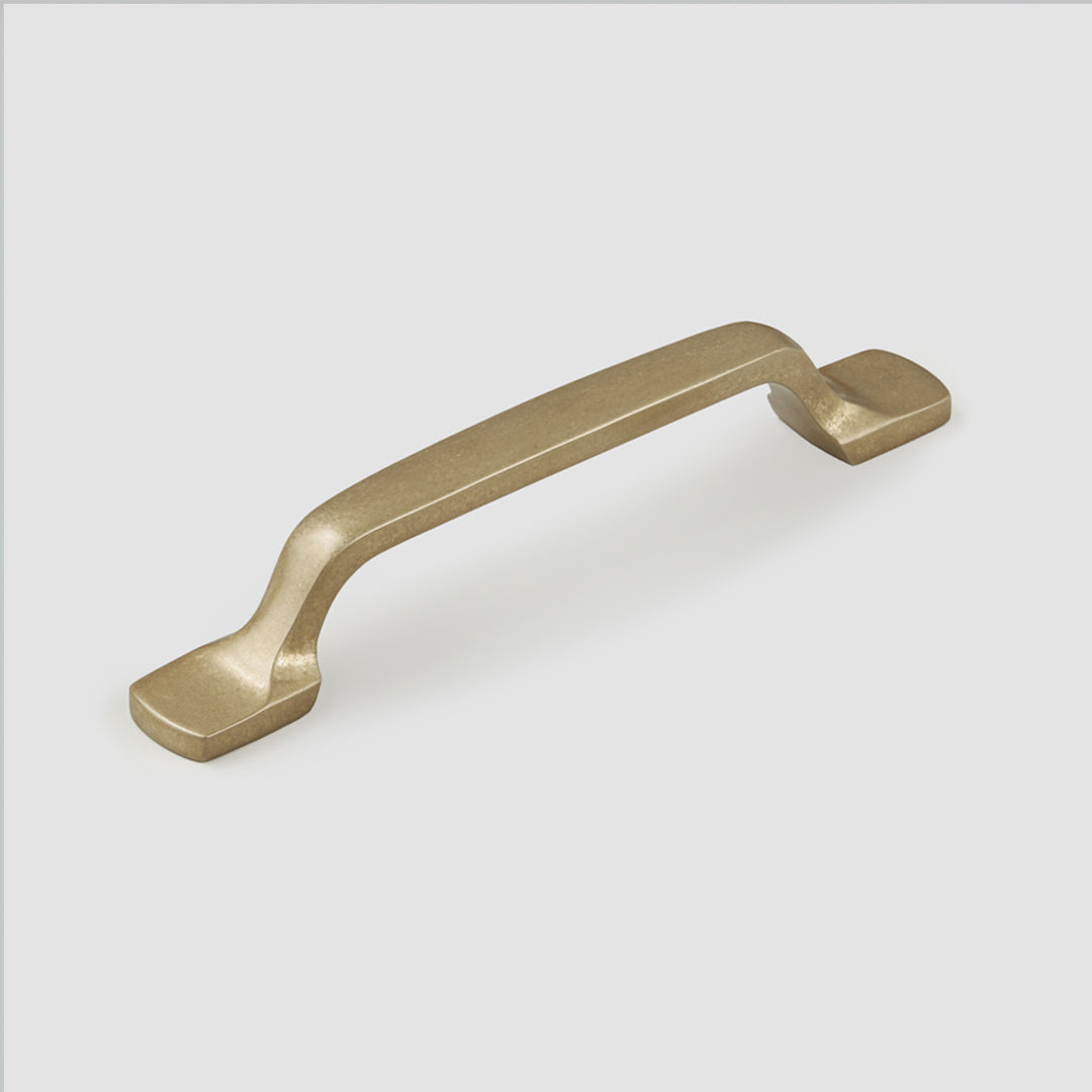 Croft Chetton Cabinet Handle 243mm / Aged Brass