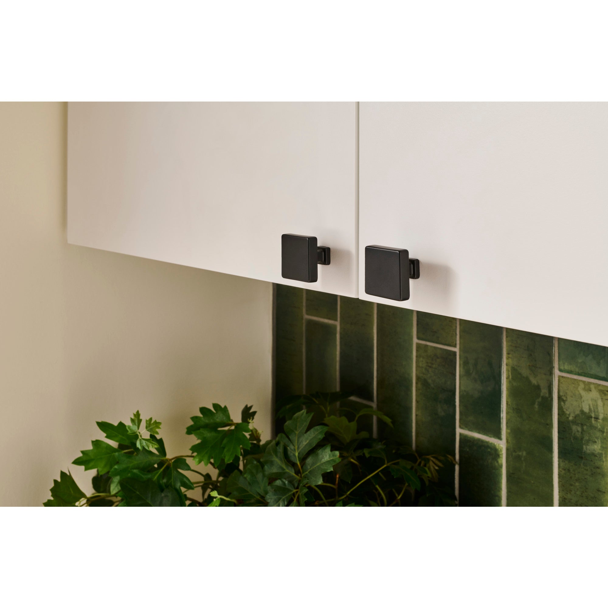 Jeffrey Alexander Nash Square Cabinet Knob Matte Black / 1-3/8"
