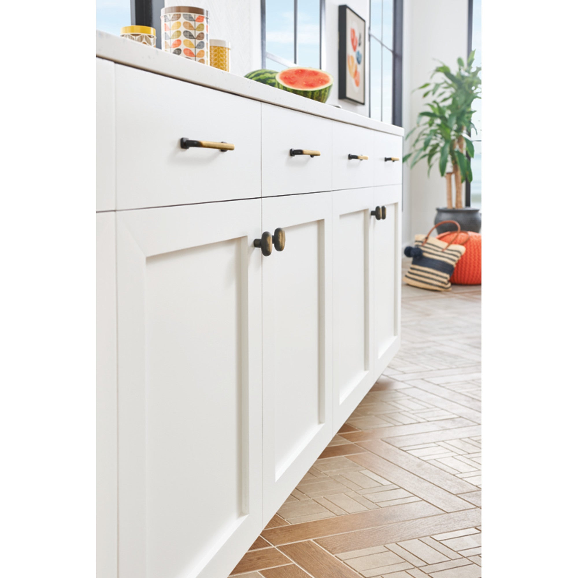 Distressed Round Knob by Atlas Pewter