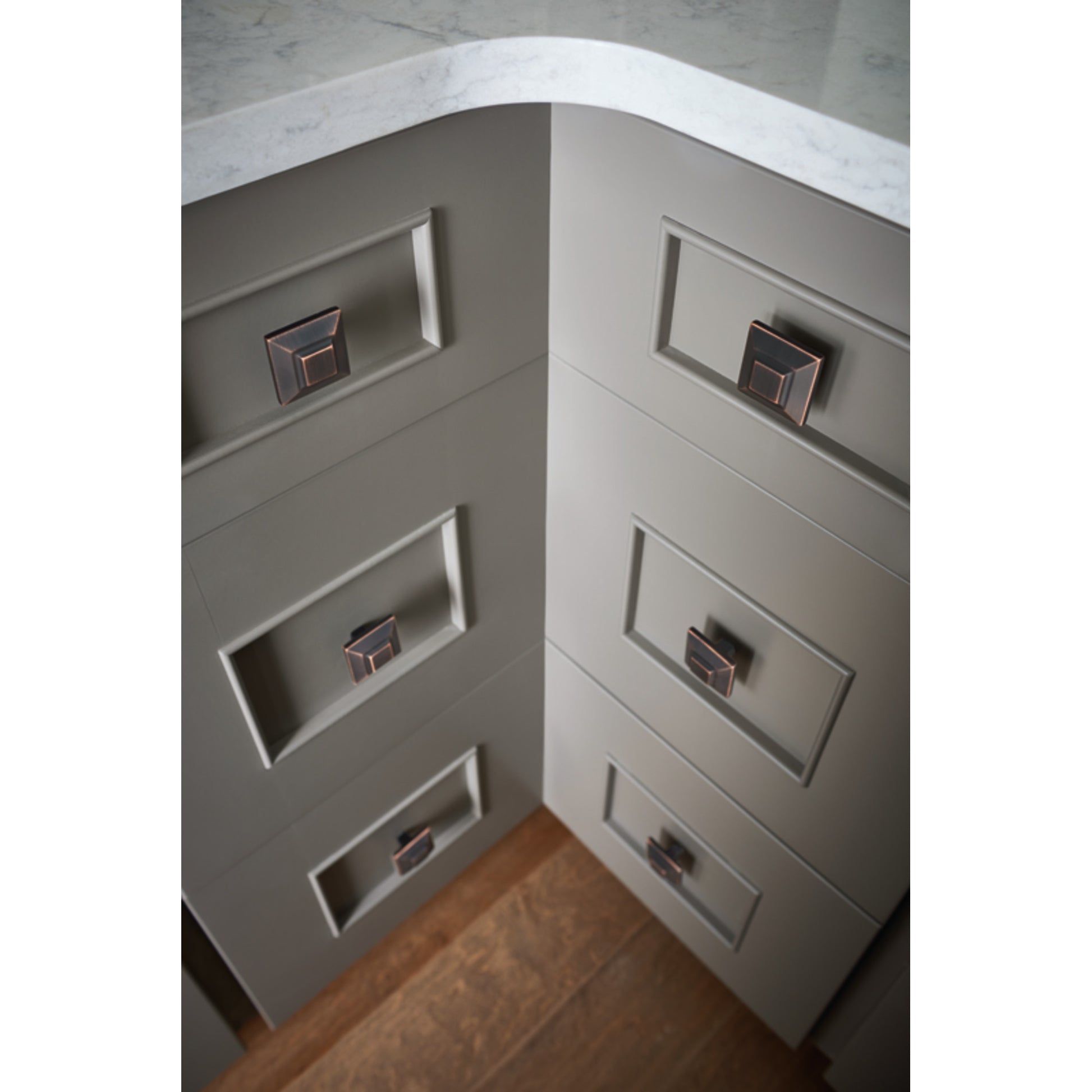 Trocadero Square Knob by Atlas 1-1/2" / Venetian Bronze