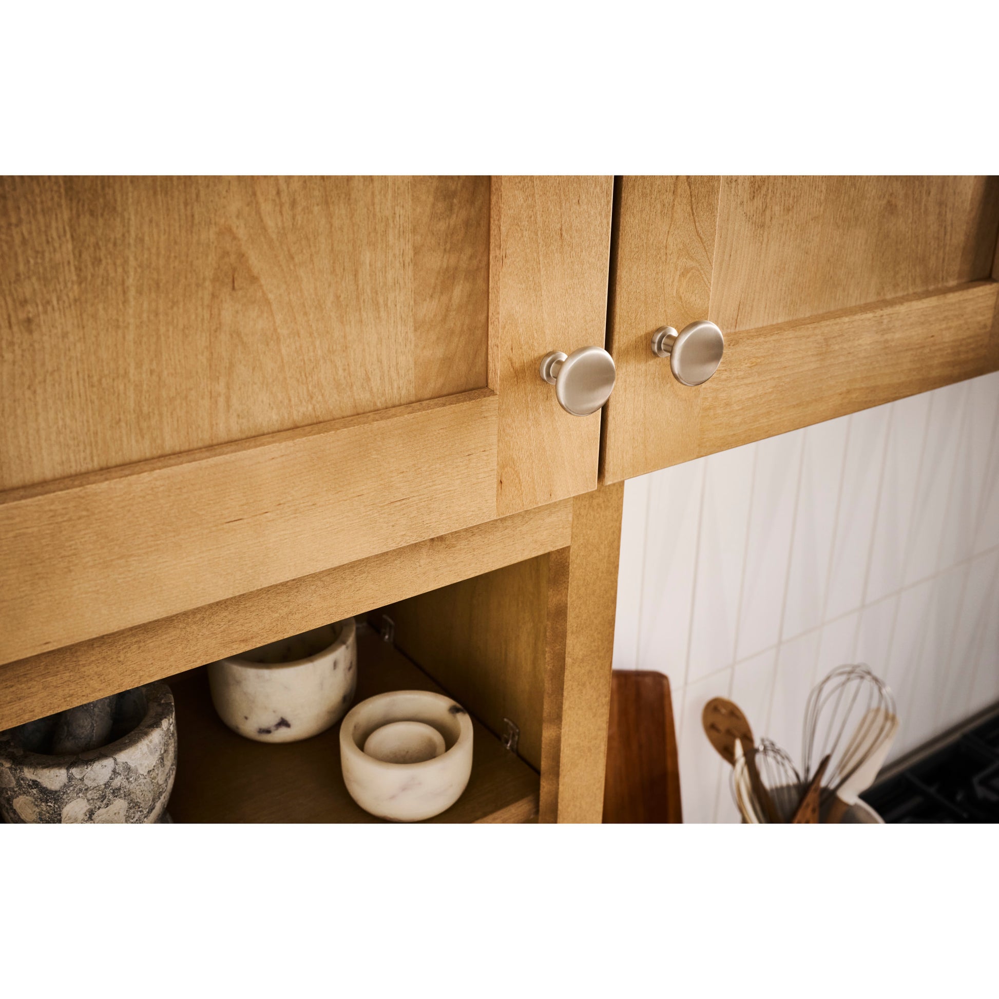 Jeffrey Alexander Weser Cabinet Knob Satin Nickel / 1-3/8"