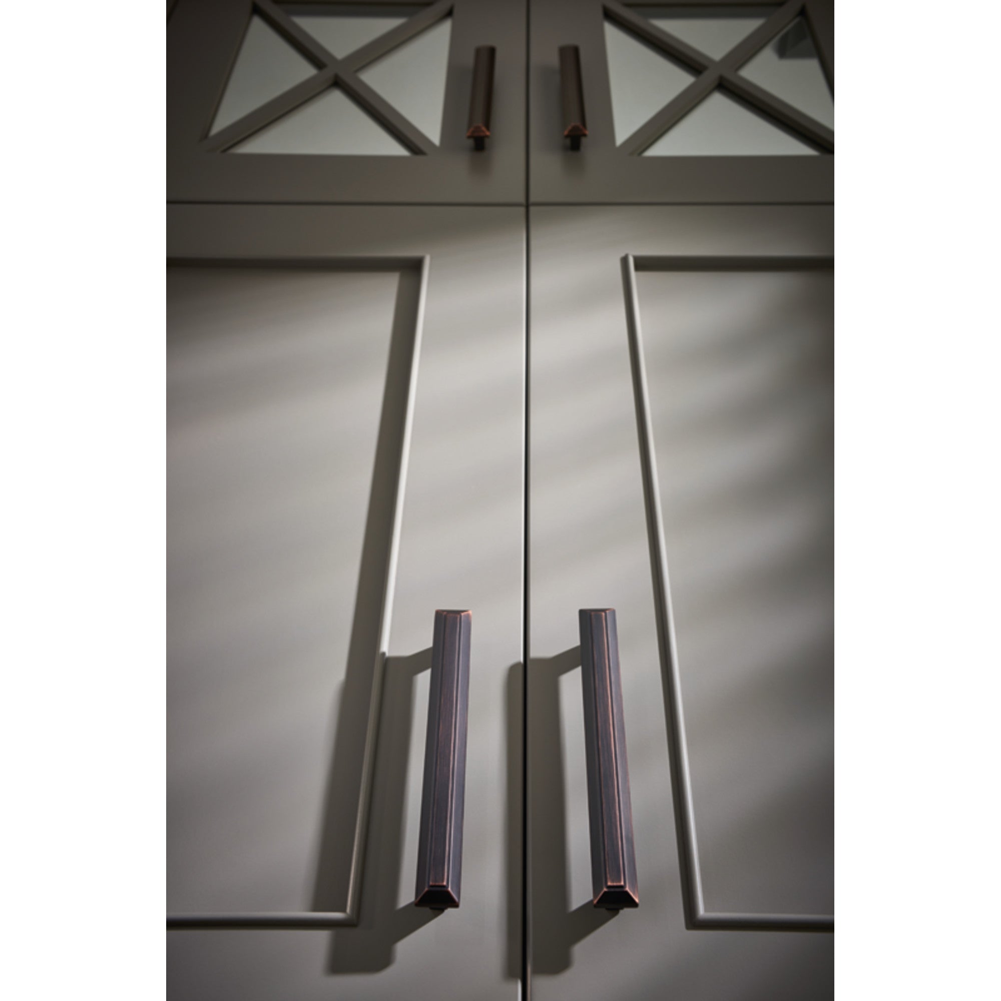 Trocadero Pull by Atlas 3-3/4" / Venetian Bronze