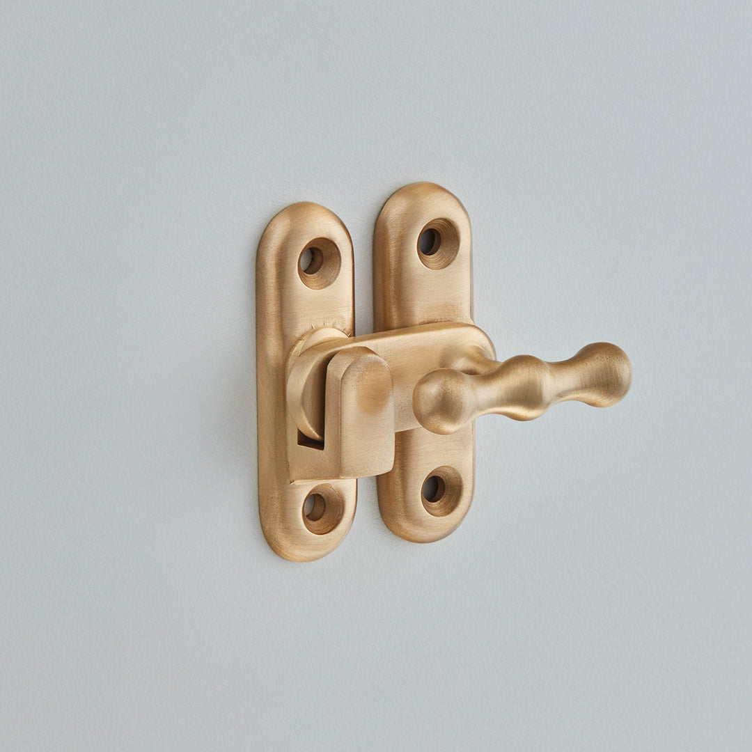 Croft Cabinet Catch 51mm / Satin Brass