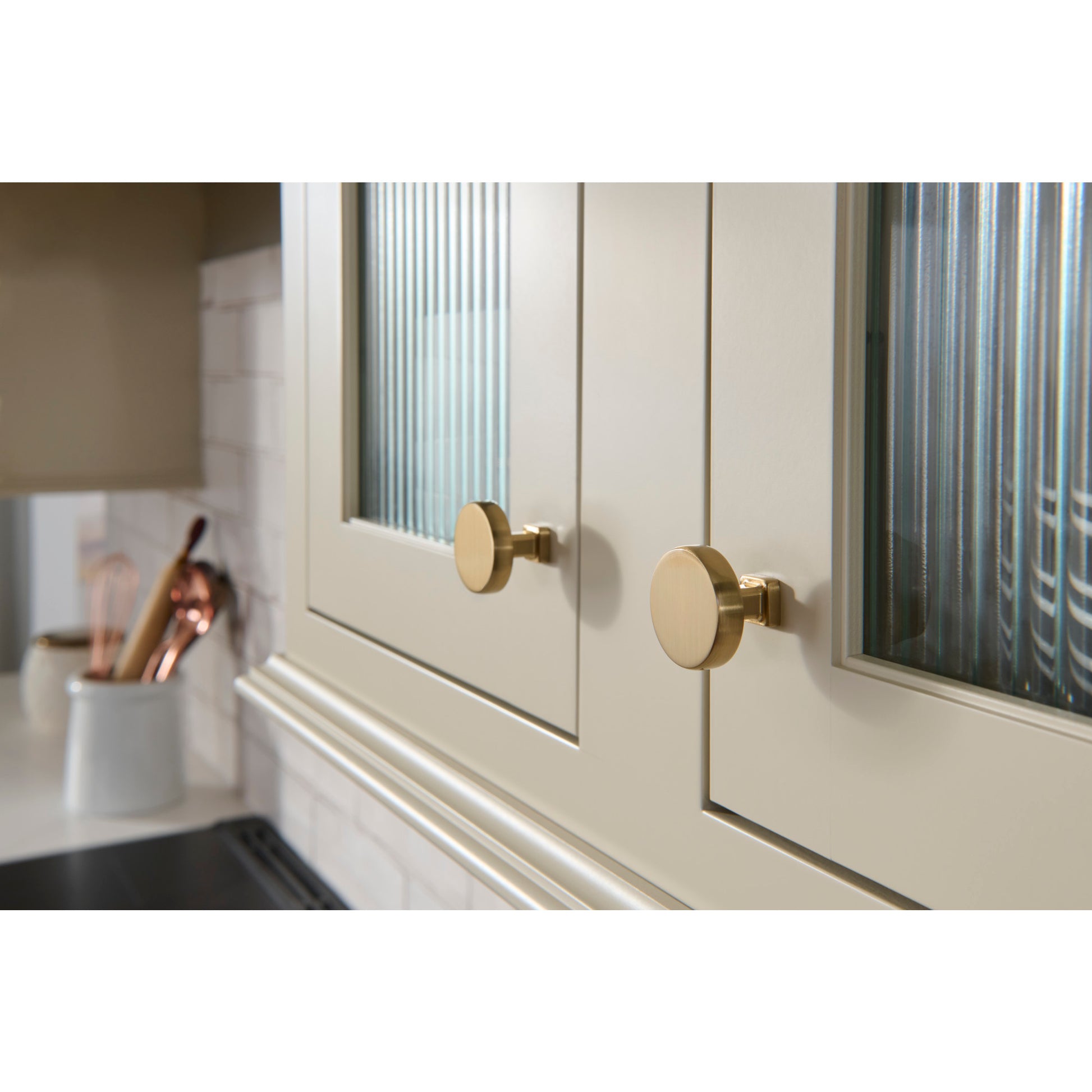 Jeffrey Alexander Ogden Cabinet Knob Satin Bronze / 1-3/8"