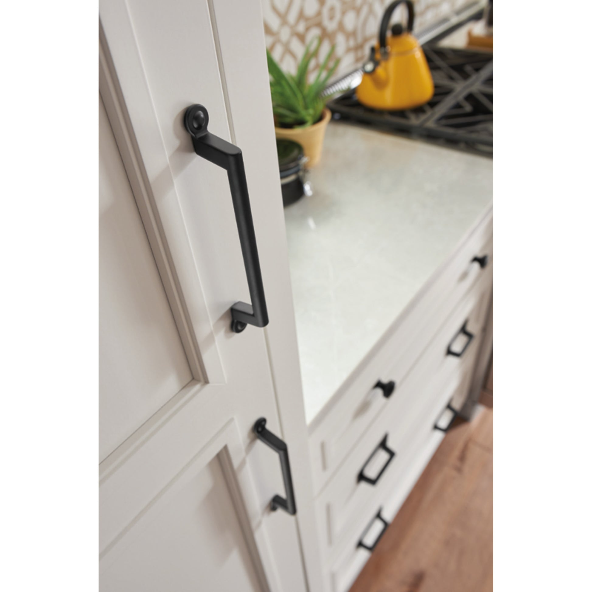 Bradbury Knob by Atlas Warm Brass