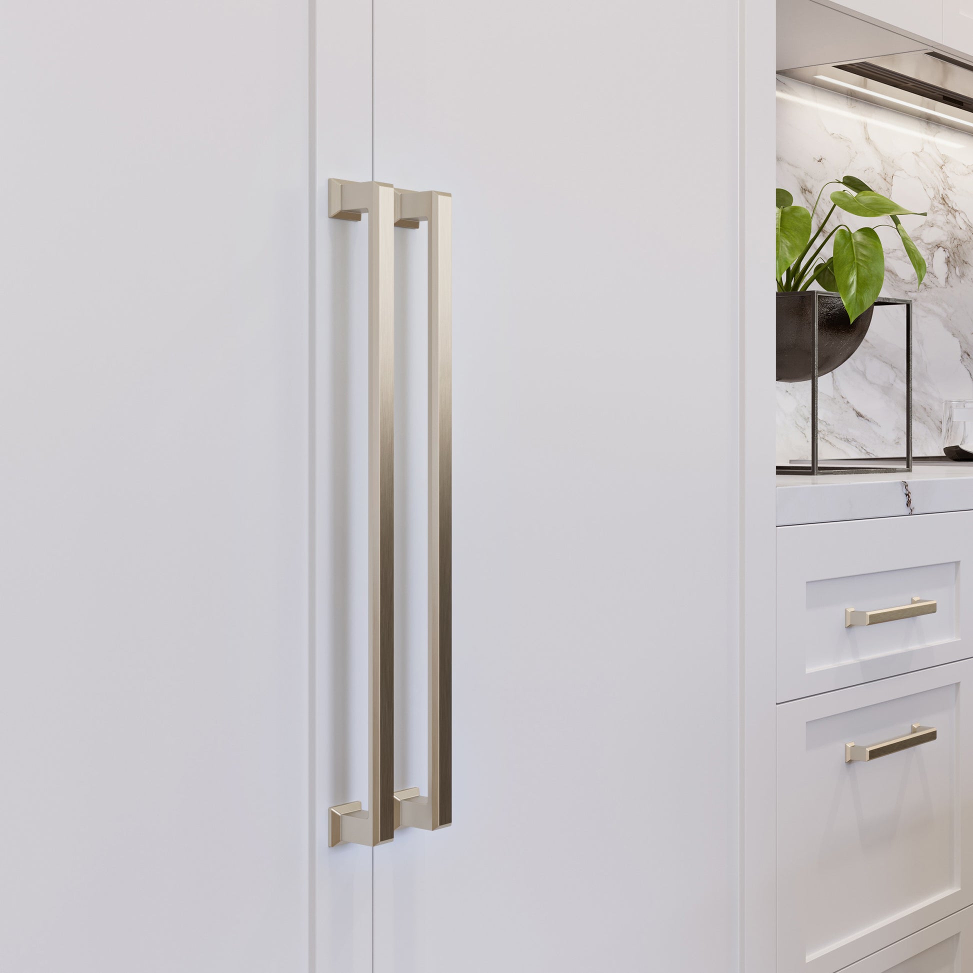 Sweetbriar Lane Appliance Pull by Atlas 12" / Brushed Nickel