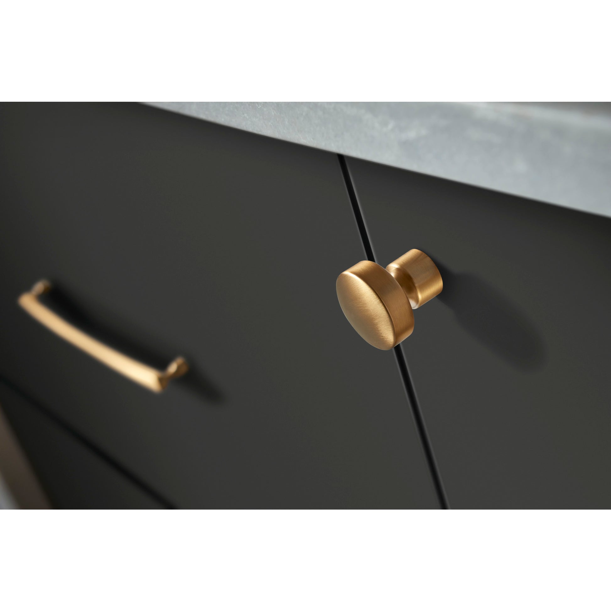 Lennox Knob by Atlas 1-1/4" / Warm Brass