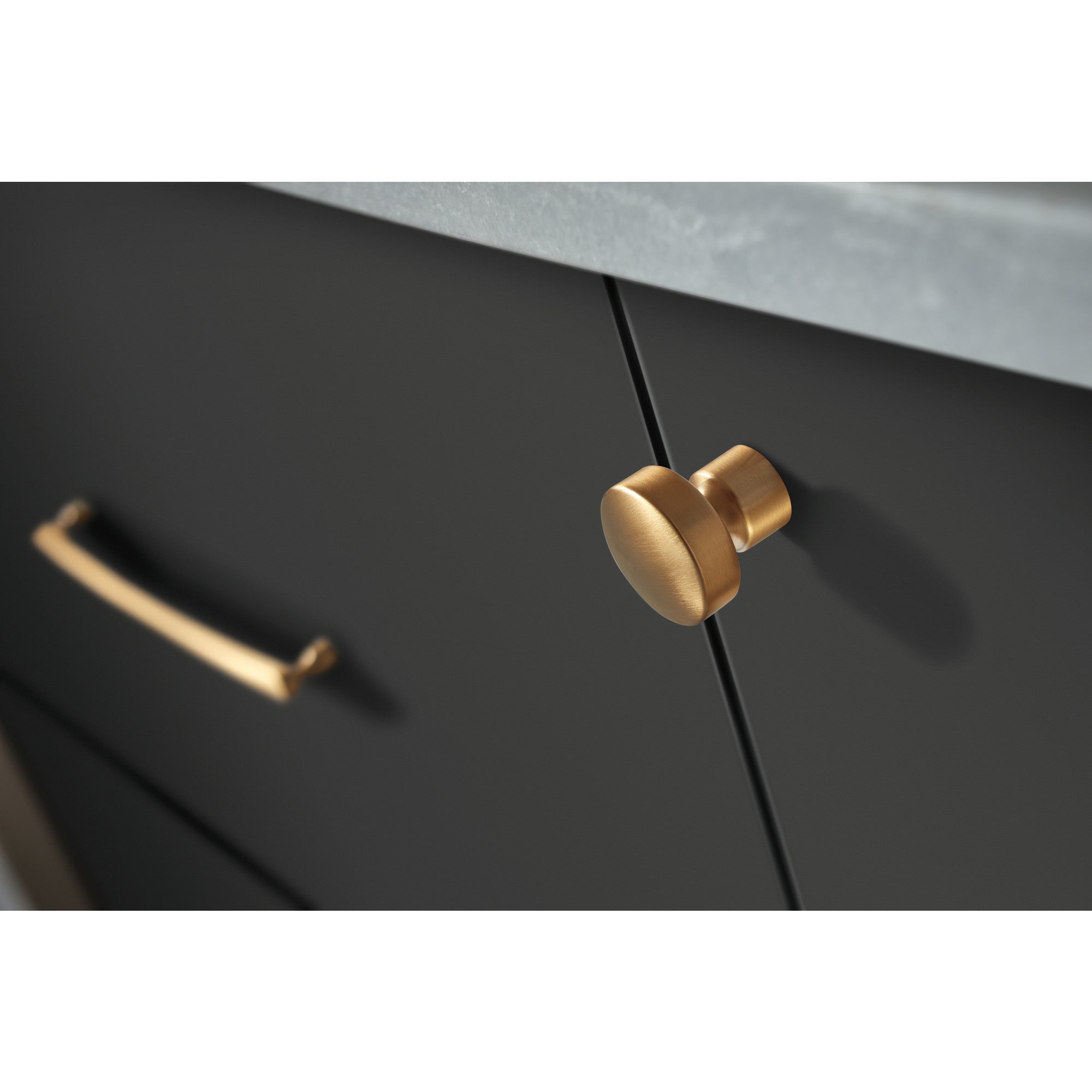 Lennox Appliance Pull by Atlas 18" / Warm Brass
