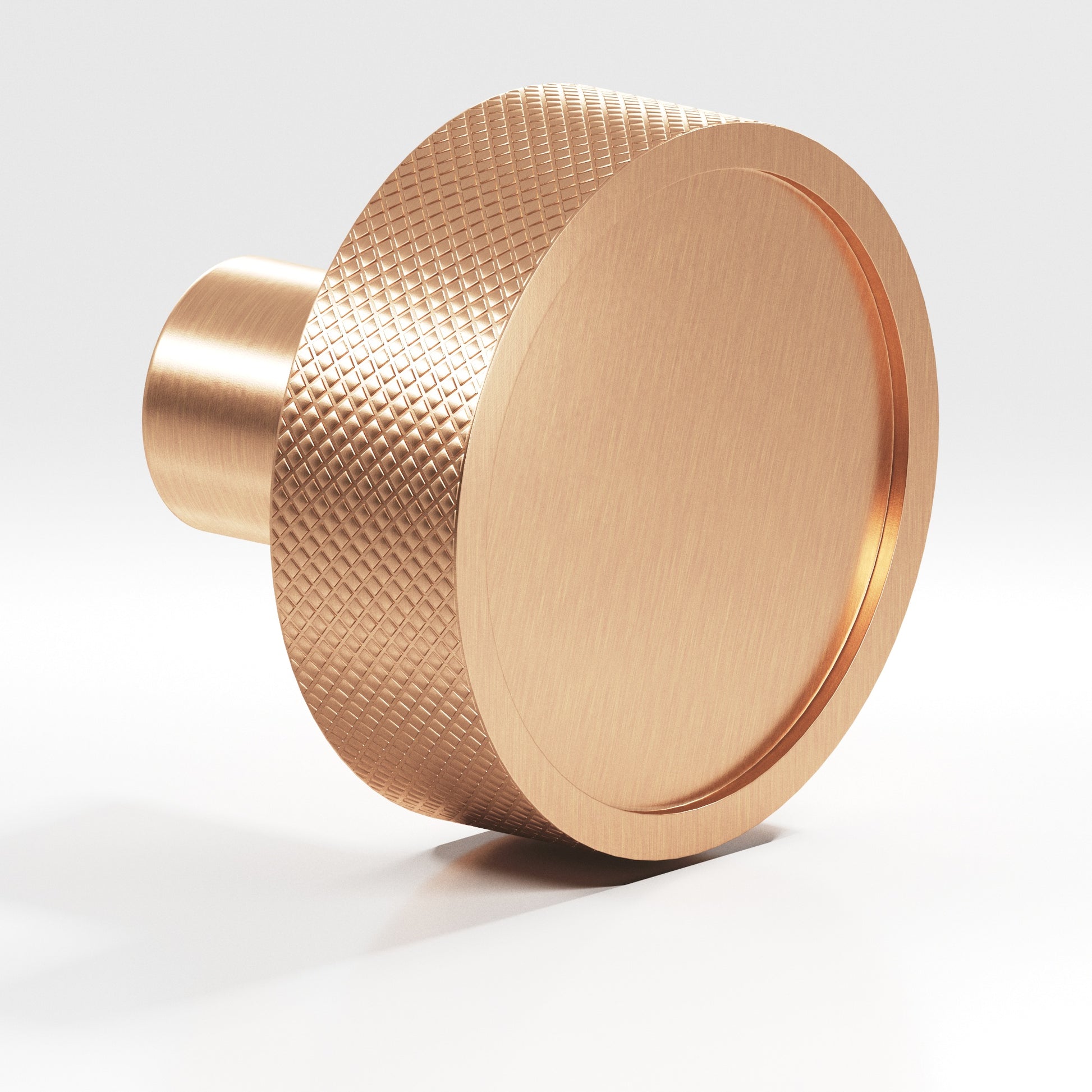 Colonial Bronze Series 595 1.25" Round Diamond-Knurled Sandwich Cabinet Knob Satin Bronze / 1.25"