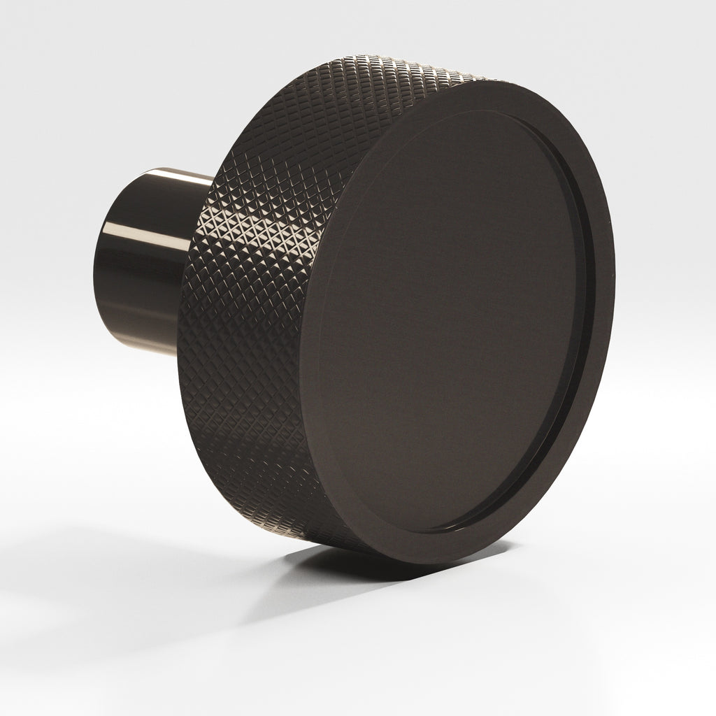 Colonial Bronze Series 595 1.25" Round Diamond-Knurled Sandwich Cabinet Knob Dark Statuary Bronze / 1.25"