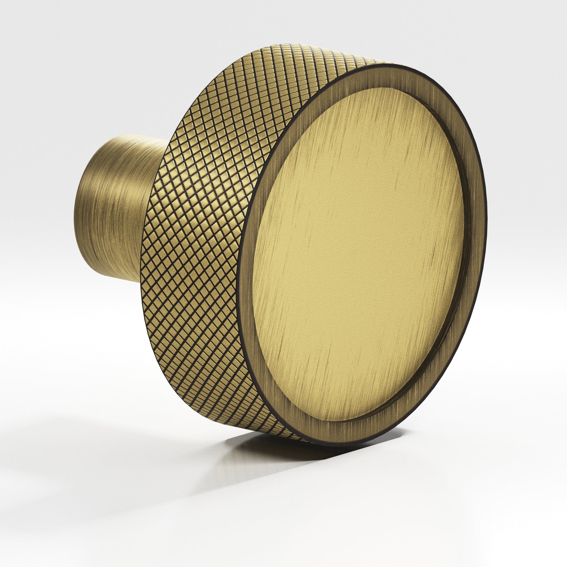 Colonial Bronze Series 595 1.25" Round Diamond-Knurled Sandwich Cabinet Knob Matte Antique Satin Brass / 1.25"