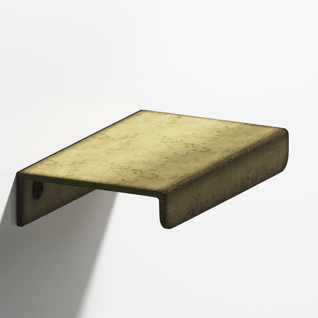 Colonial Bronze Series 710 4" Edge Pull With Straight Lip Distressed Antique Brass / 4"