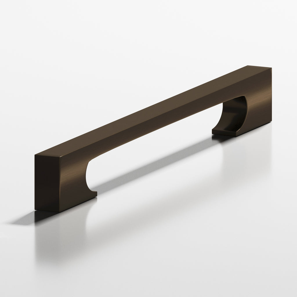 Colonial Bronze Series 730 4" Rectangular Cabinet Pull With Rectangular Scalloped Legs Oil Rubbed Bronze / 4"