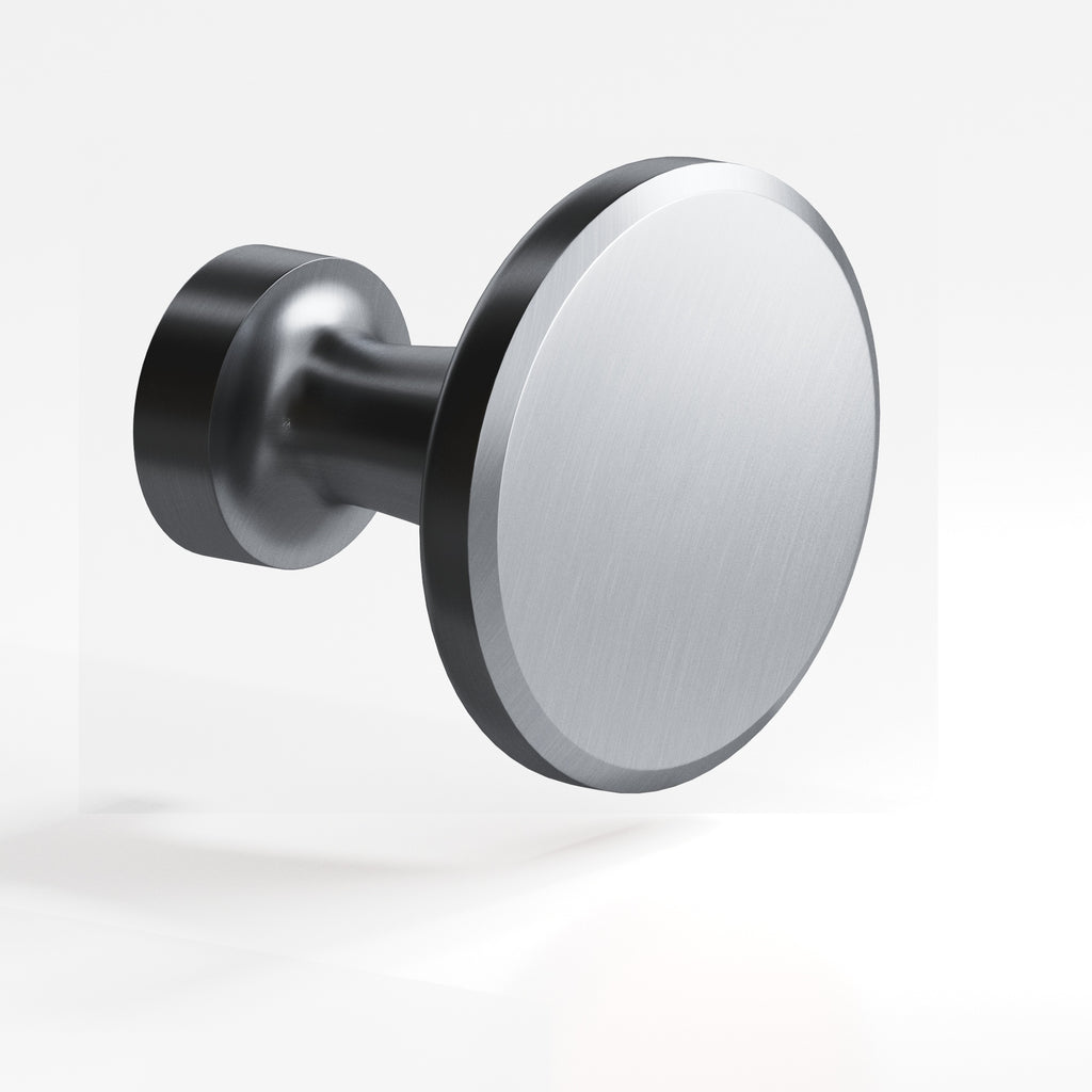 Colonial Bronze Series 152 1.25" Round Cabinet Knob Satin Chrome / 1.25"