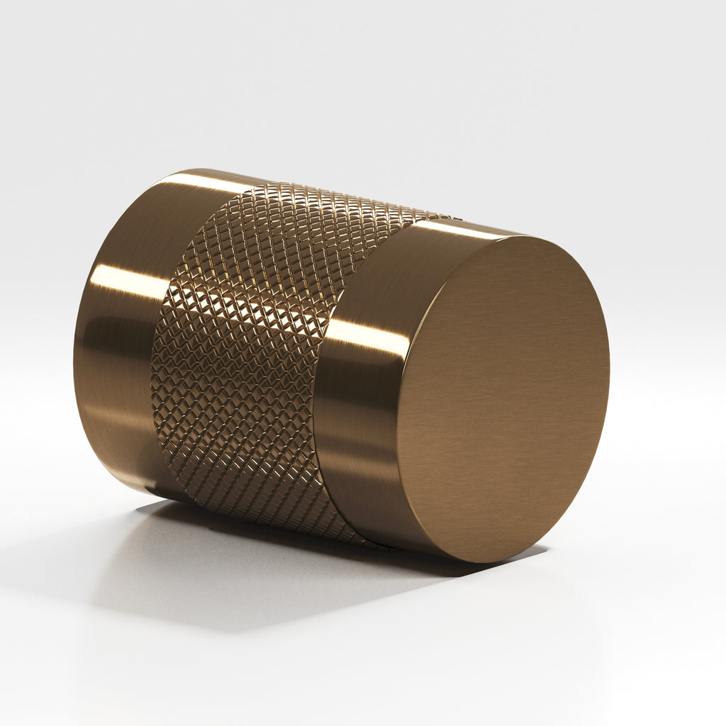 Colonial Bronze Series 560 .75" Round Diamond-Knurled Cabinet Knob Back-To-Back Shower Kit Light Statuary Bronze / .75"