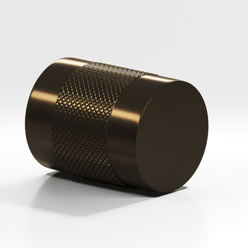 Colonial Bronze Series 560 .75" Round Diamond-Knurled Cabinet Knob Back-To-Back Shower Kit Oil Rubbed Bronze / .75"