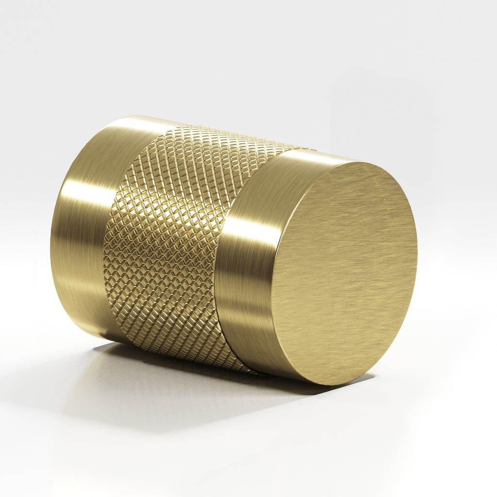 Colonial Bronze Series 560 .75" Round Diamond-Knurled Cabinet Knob Back-To-Back Shower Kit Antique Brass / .75"