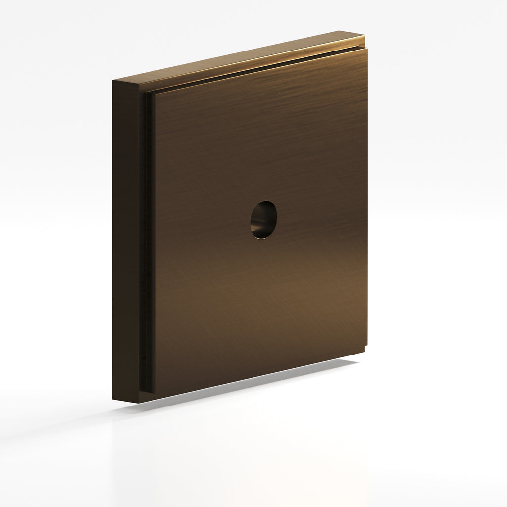 Colonial Bronze Series 9945 1" Square Stepped Backplate Oil Rubbed Bronze / 1"