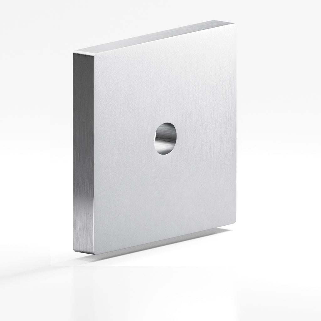 Colonial Bronze Series 9951 1.25" Square Backplate Matte Satin Chrome / 1.25"