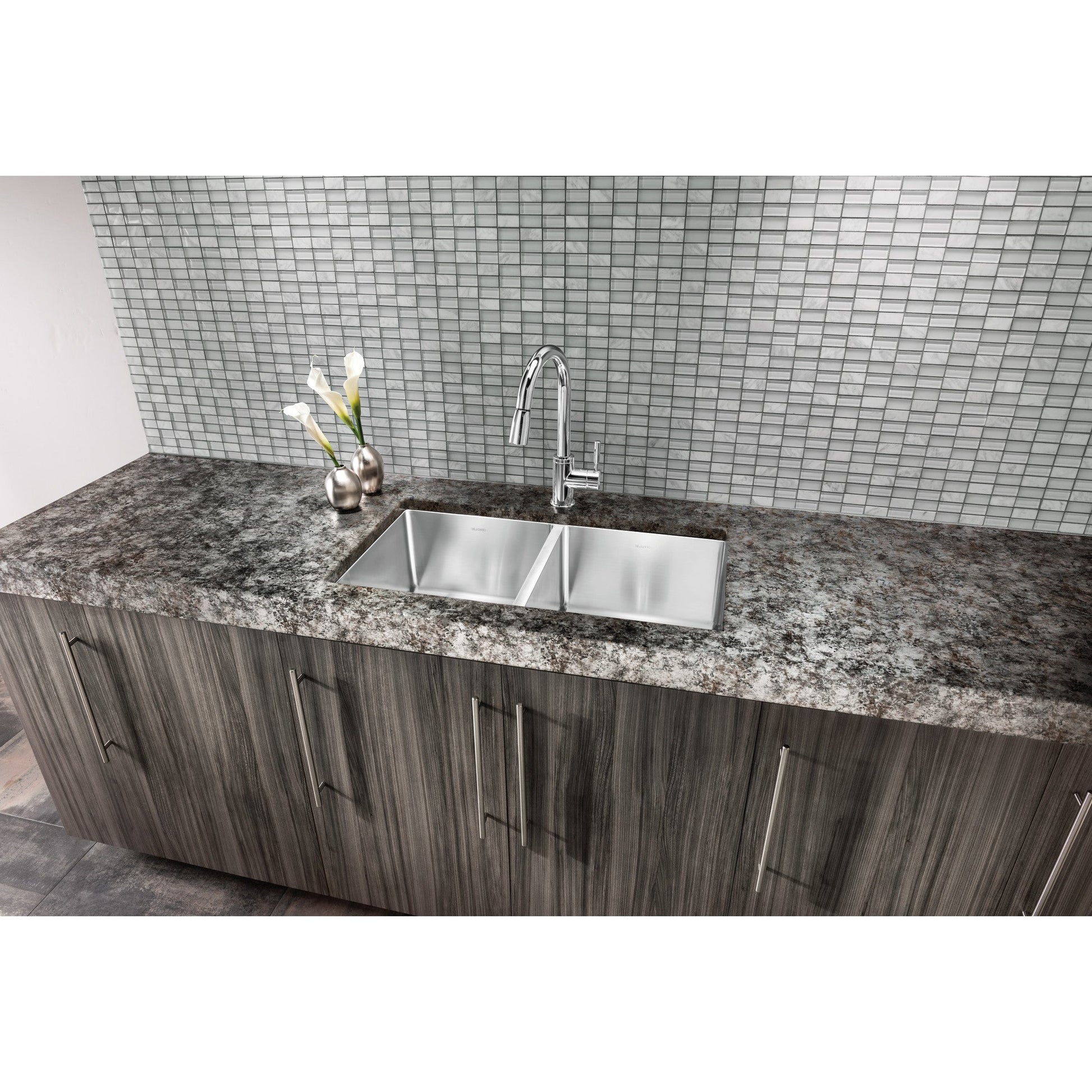 Hopewell Bar Pull by Top Knobs - New York Hardware