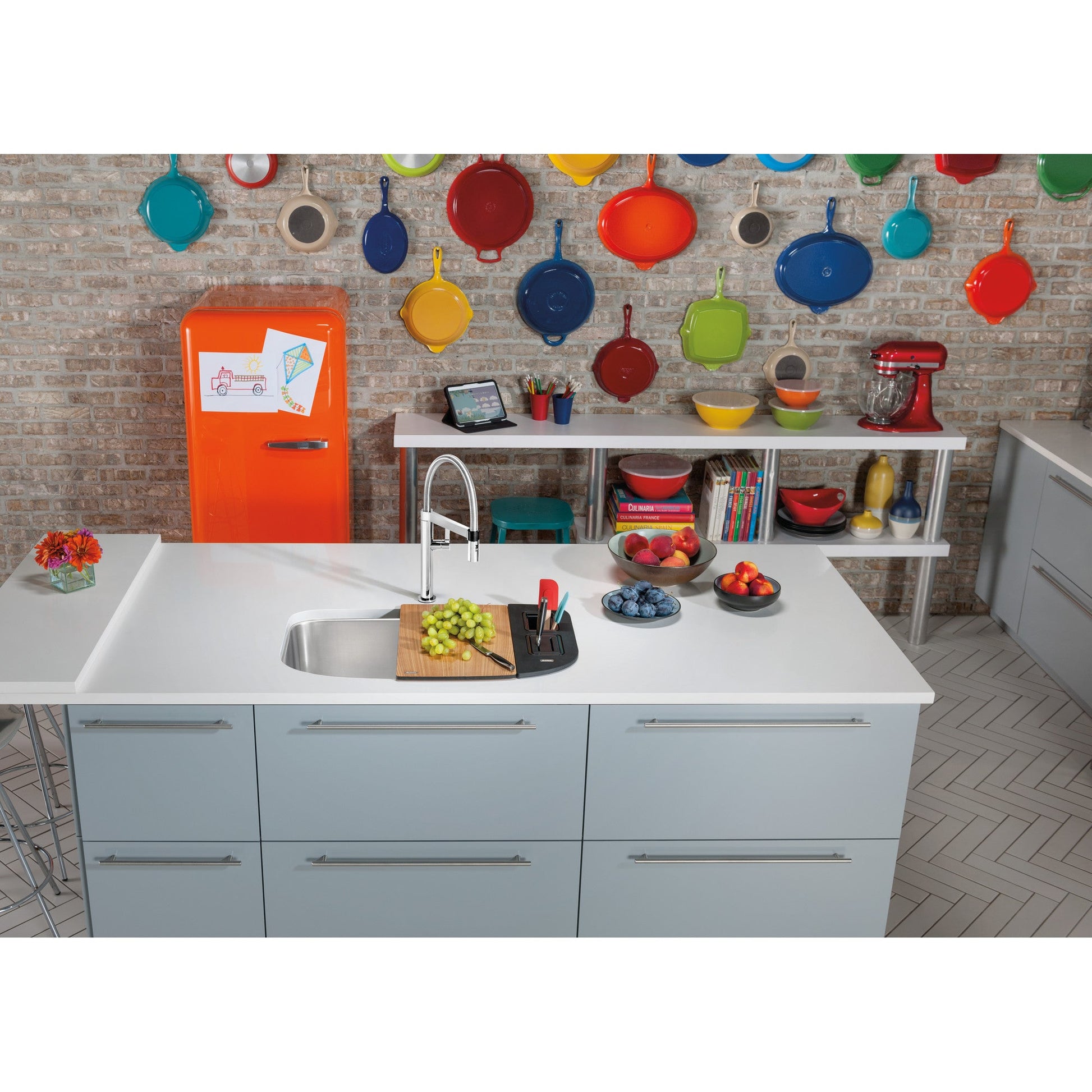 Hopewell Bar Pull by Top Knobs - New York Hardware