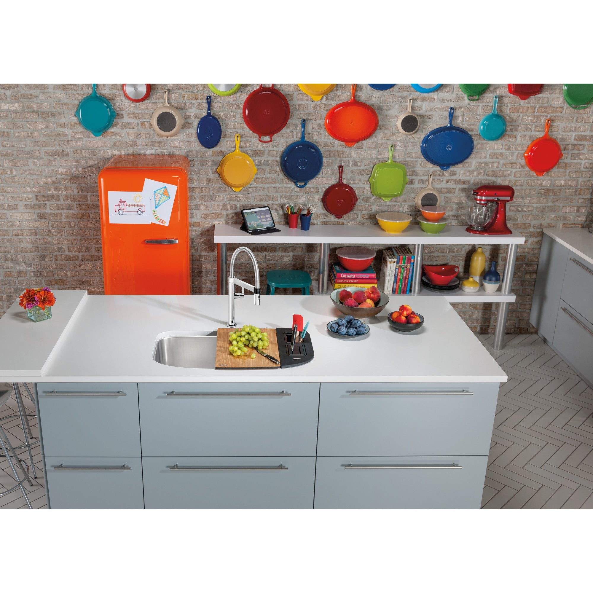 Hopewell Bar Pull by Top Knobs - New York Hardware