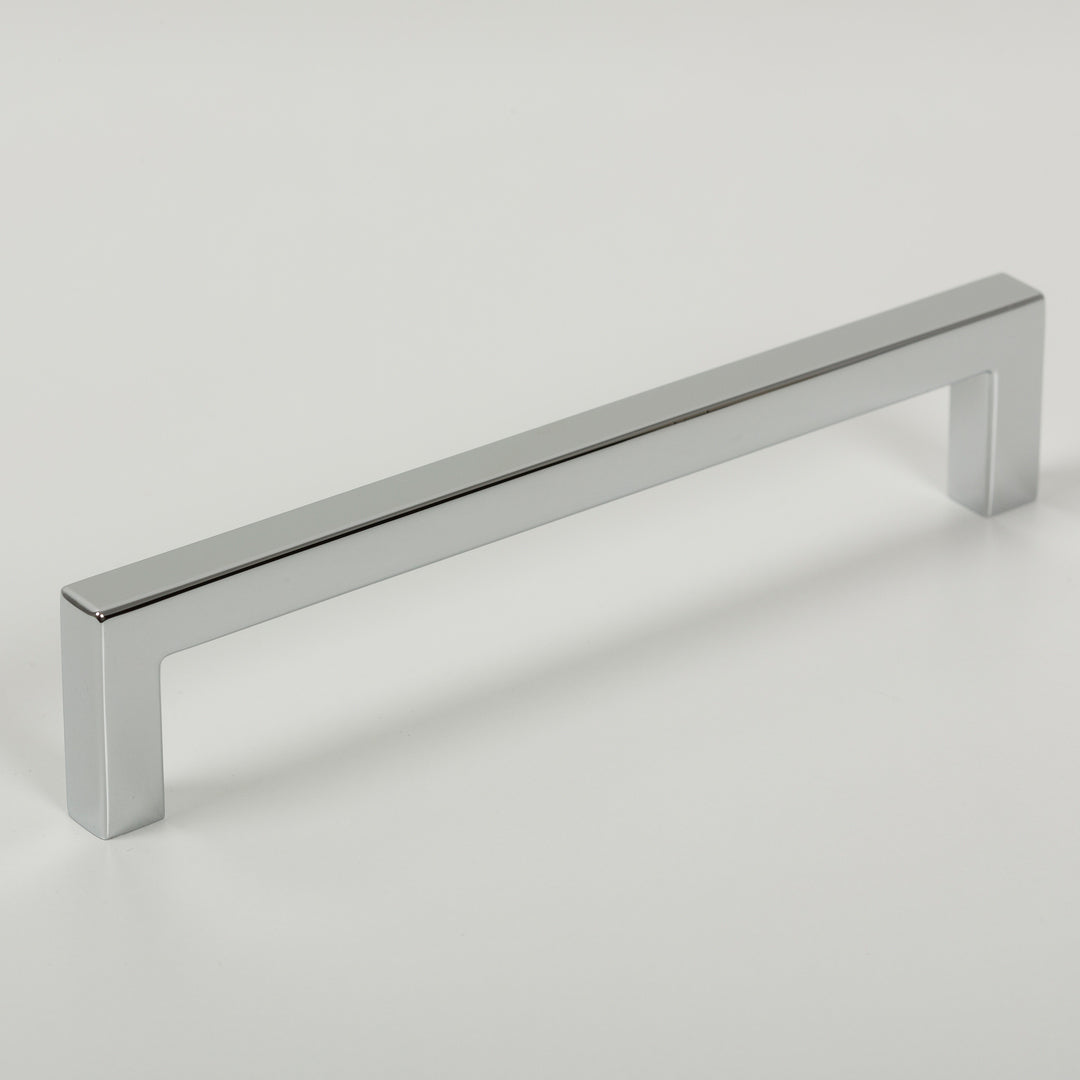 U - CC128L136mm Handle Polished chrome