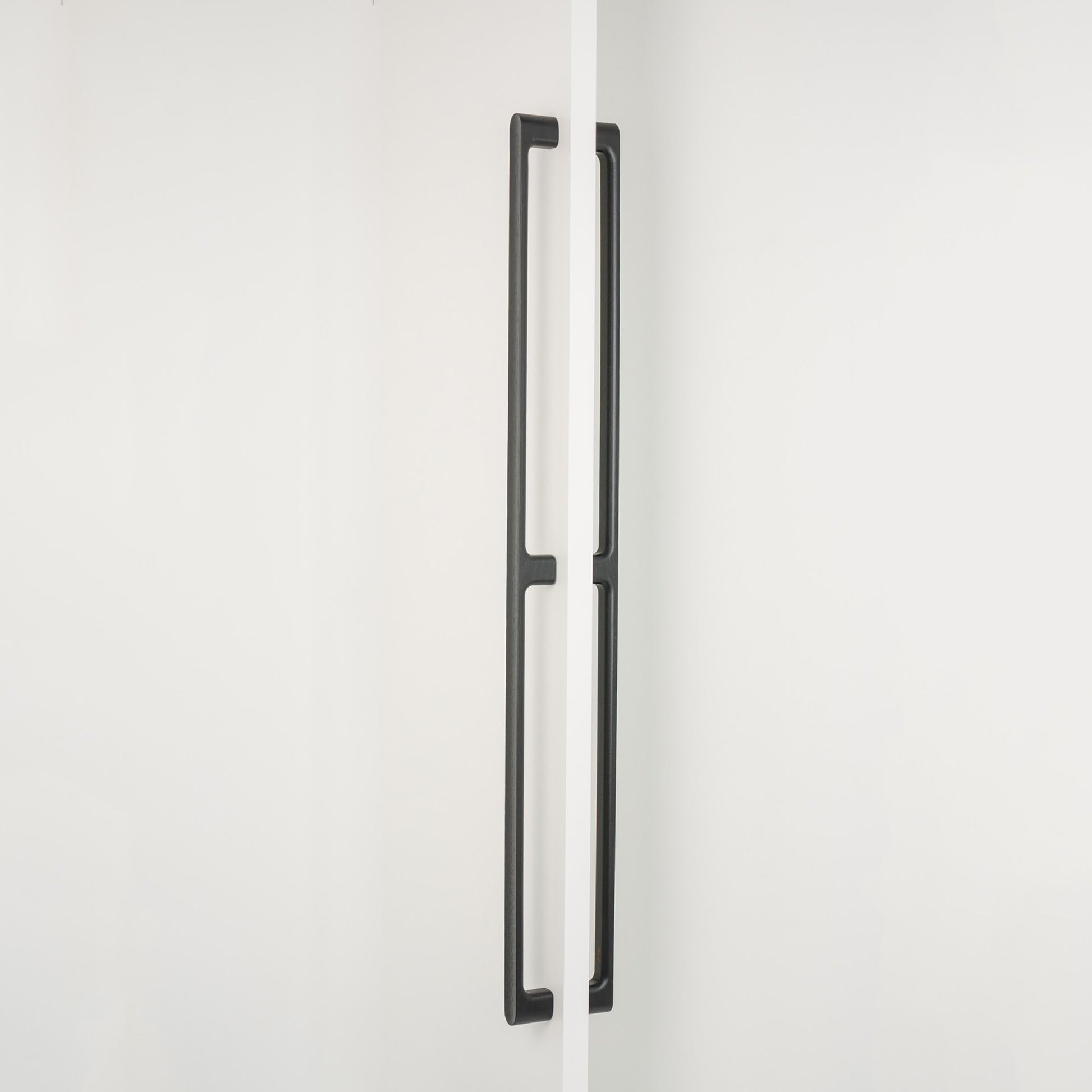 Viefe LUV WOOD - CC992L1026mm Back to Back Handle Matt Black