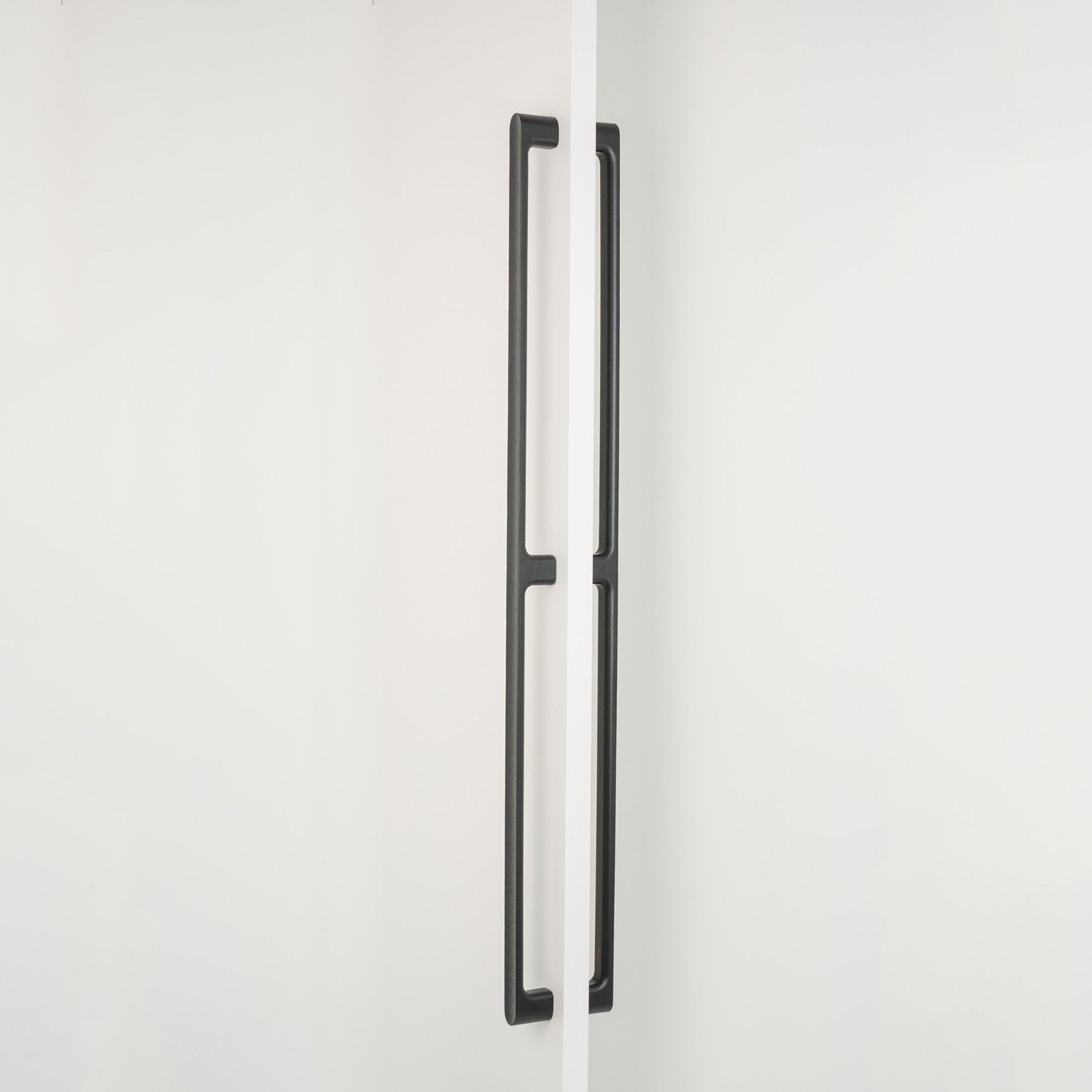 Viefe LUV WOOD - CC992L1026mm Back to Back Handle Matt Black