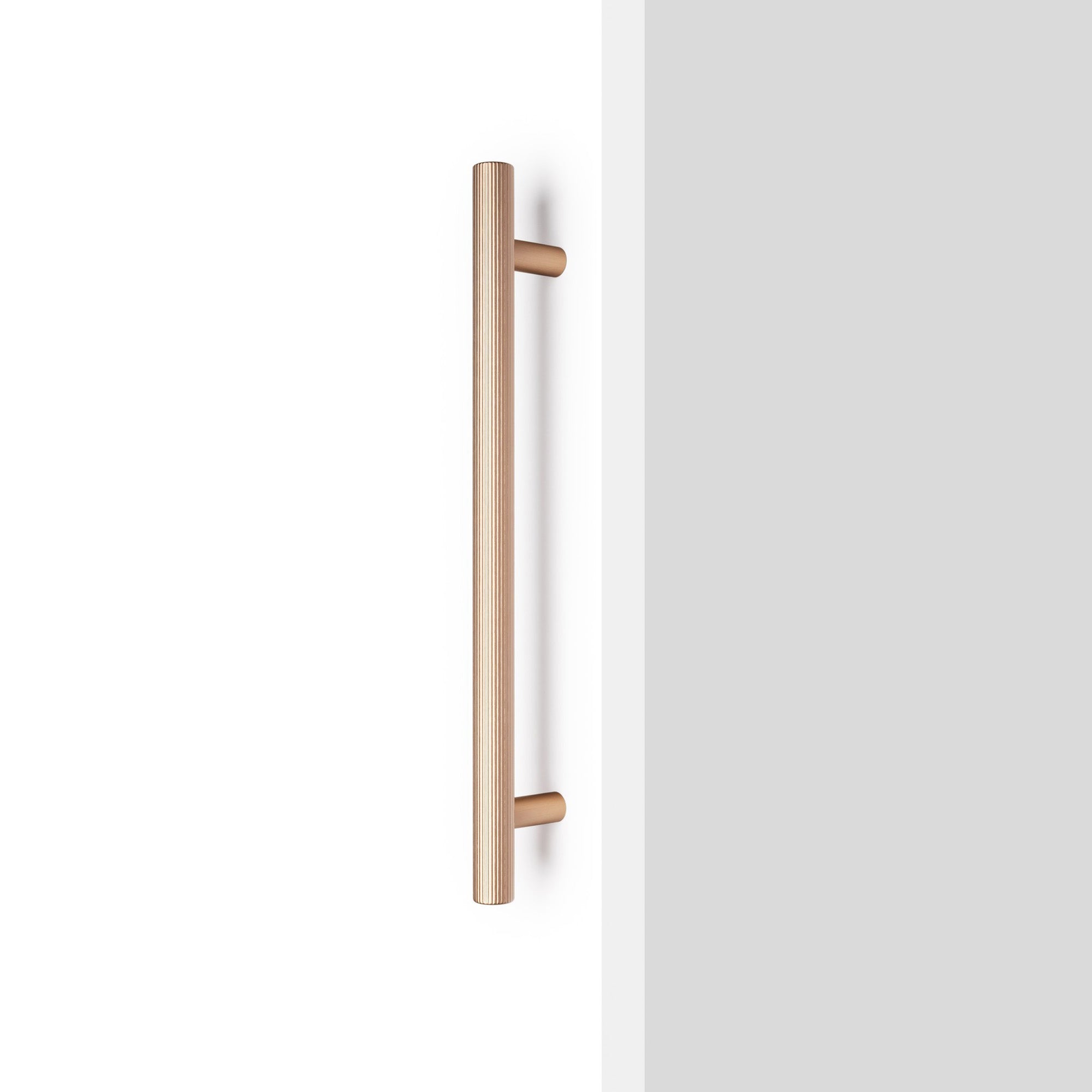 Viefe BOTO BIG Handle Brushed brass cava / 320mm