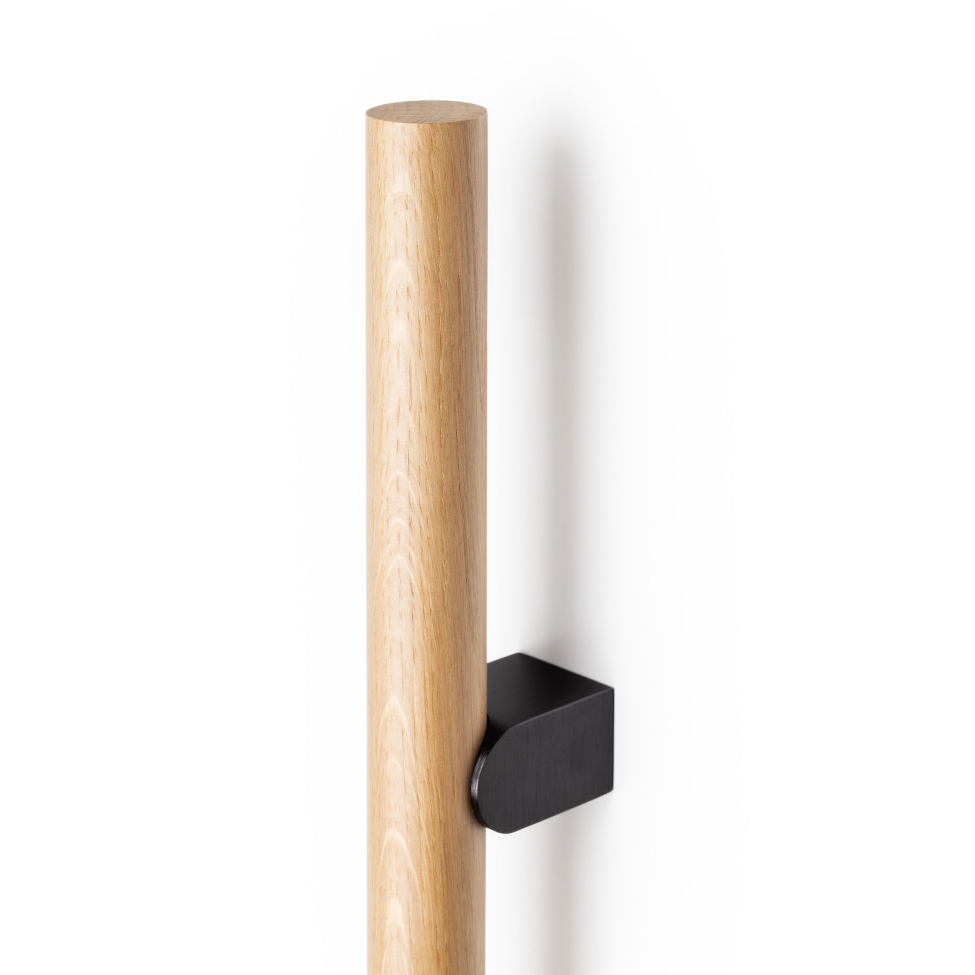 Viefe KUMO WOOD BIG ONE Pull Handle Titanium black + oak / 448mm
