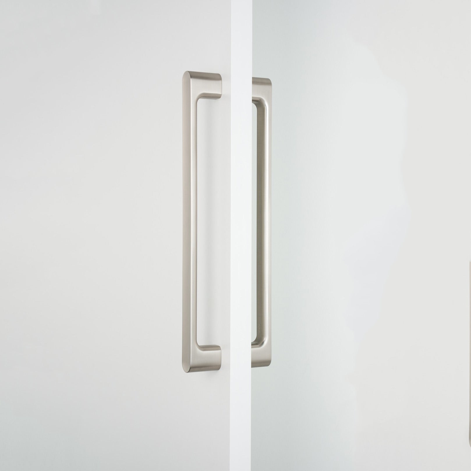 Viefe LUV BIG Back to Back Pull Handle Brushed nickel / 384mm