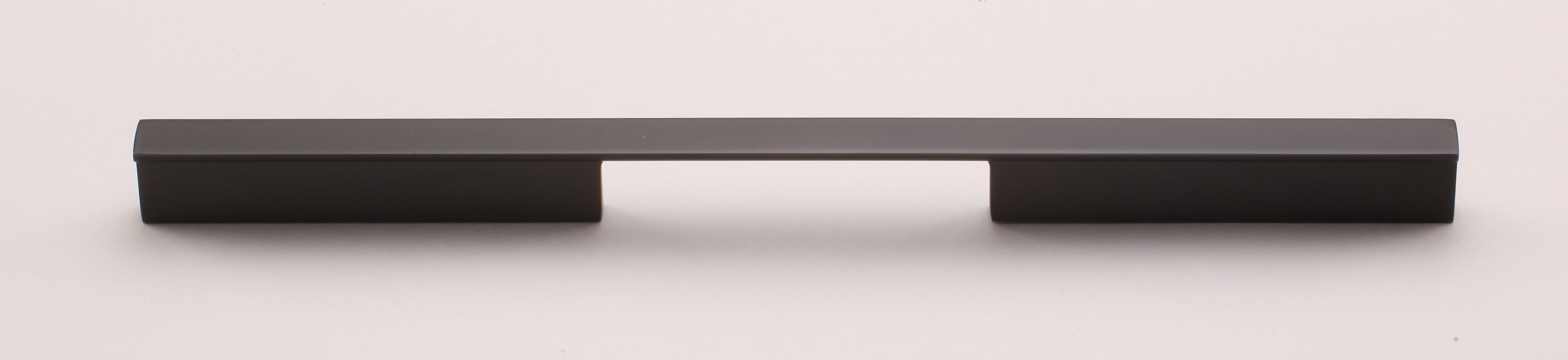 Manzoni Bridge Cabinet Pull