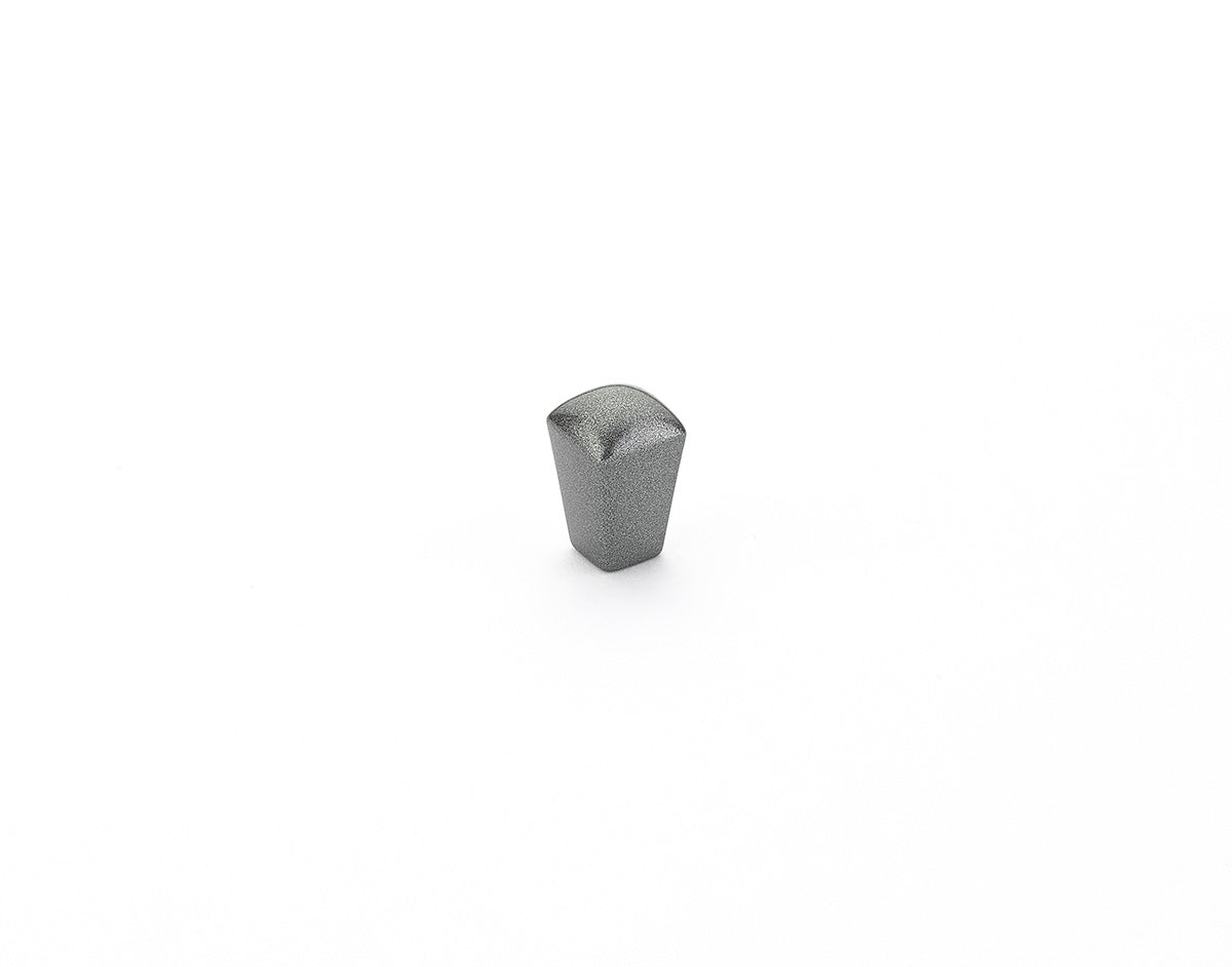 Skyevale Knob by Schaub - Milano Silver - New York Hardware