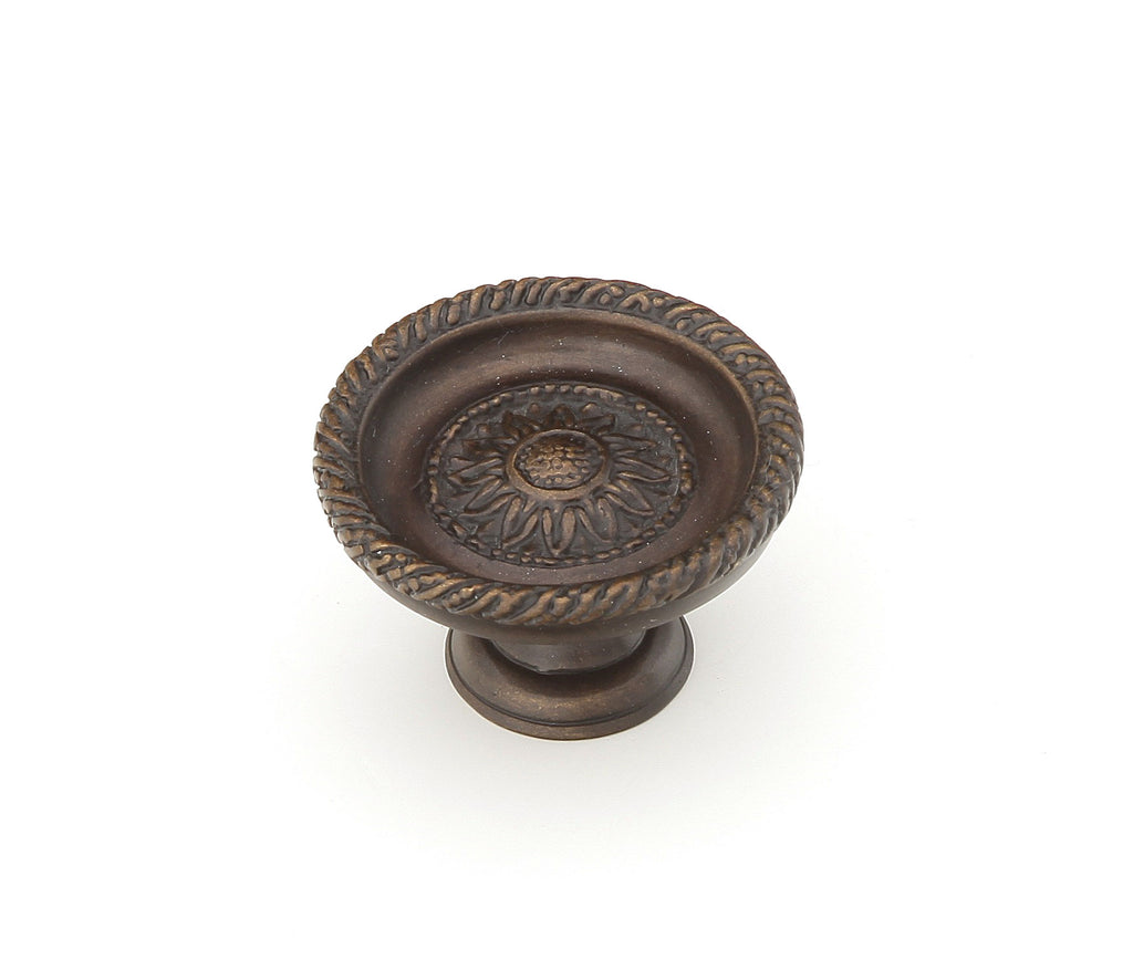 Sunflower Knob by Schaub - New York Hardware, Inc