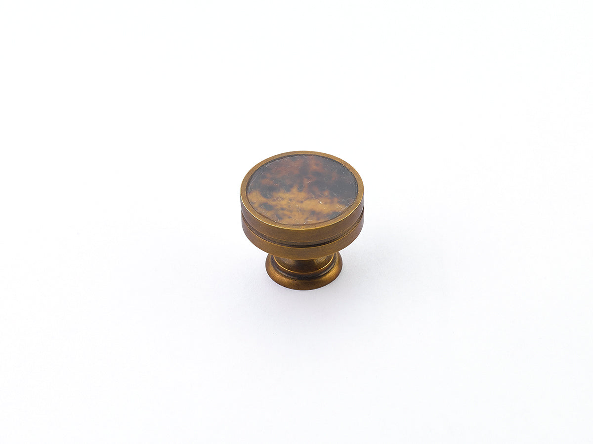 Tiger Penshell Round Knob by Schaub - Estate Dover - New York Hardware