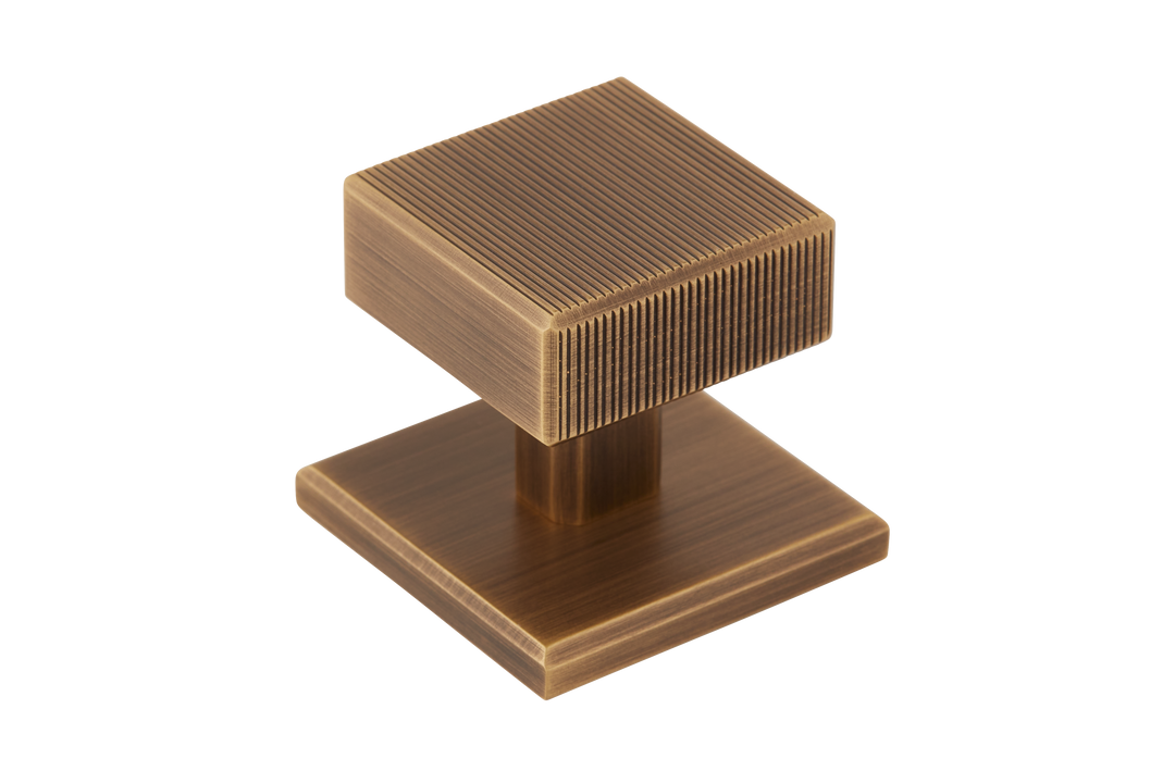 Digbeth Ridged Cabinet Knob & Backplate by Armac Martin - 38mm - Matt White Lacquered